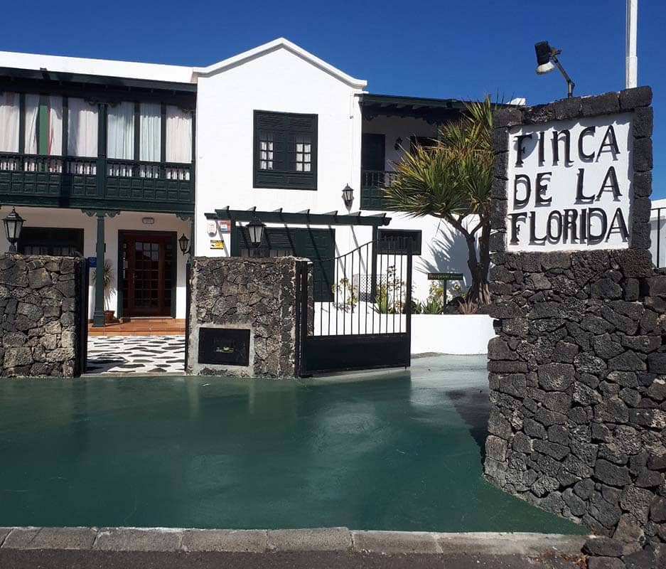 Entrada hotel